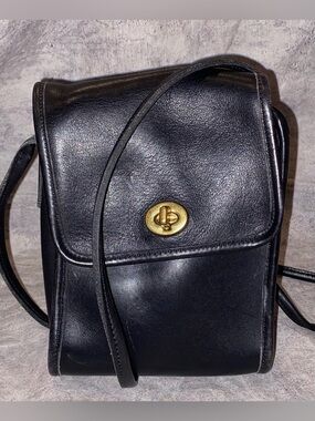 Vintage Coach Scooter Crossbody Satchel Bag 80s 90s Black Turn Lock 9893 USA Vtg